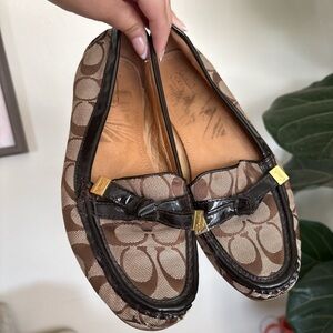 Coach Signature Pattern Tan and Black Flats